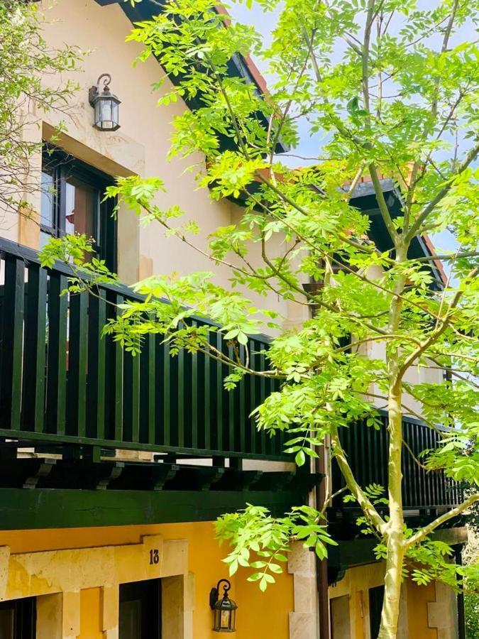 Apartamentos 산틸라나델마르 외부 사진